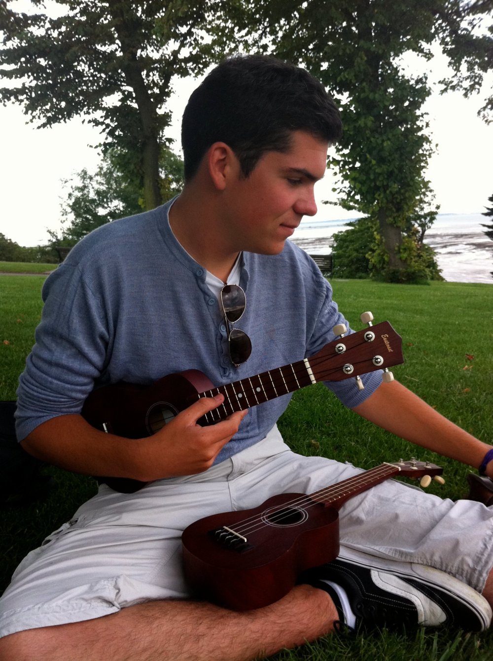 266583_10150716673525655_5962990_o